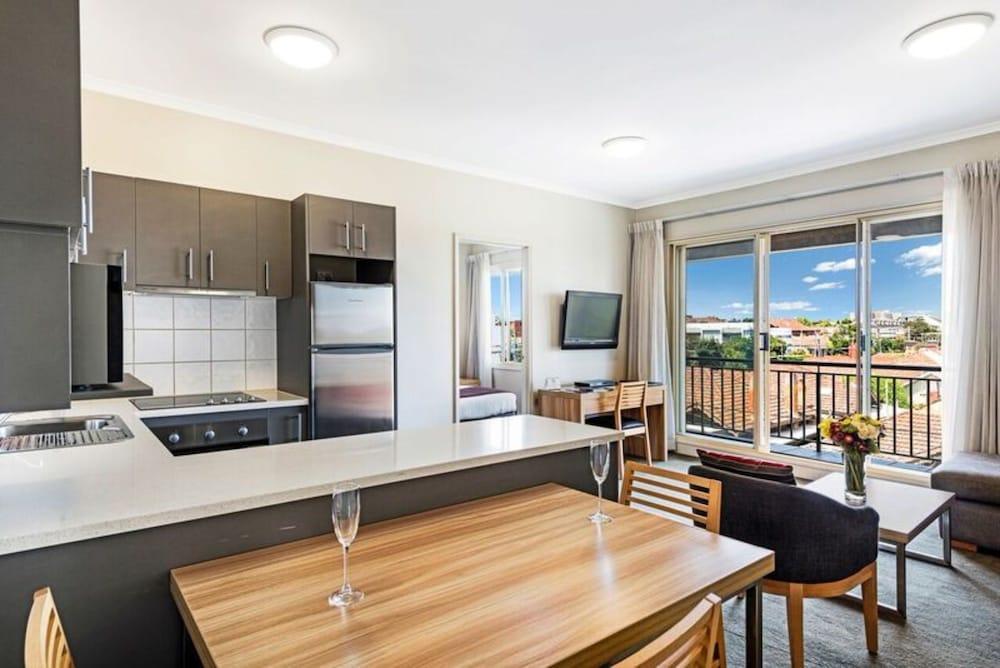 Punt Road Apartment Hotel Melbourne Exterior foto