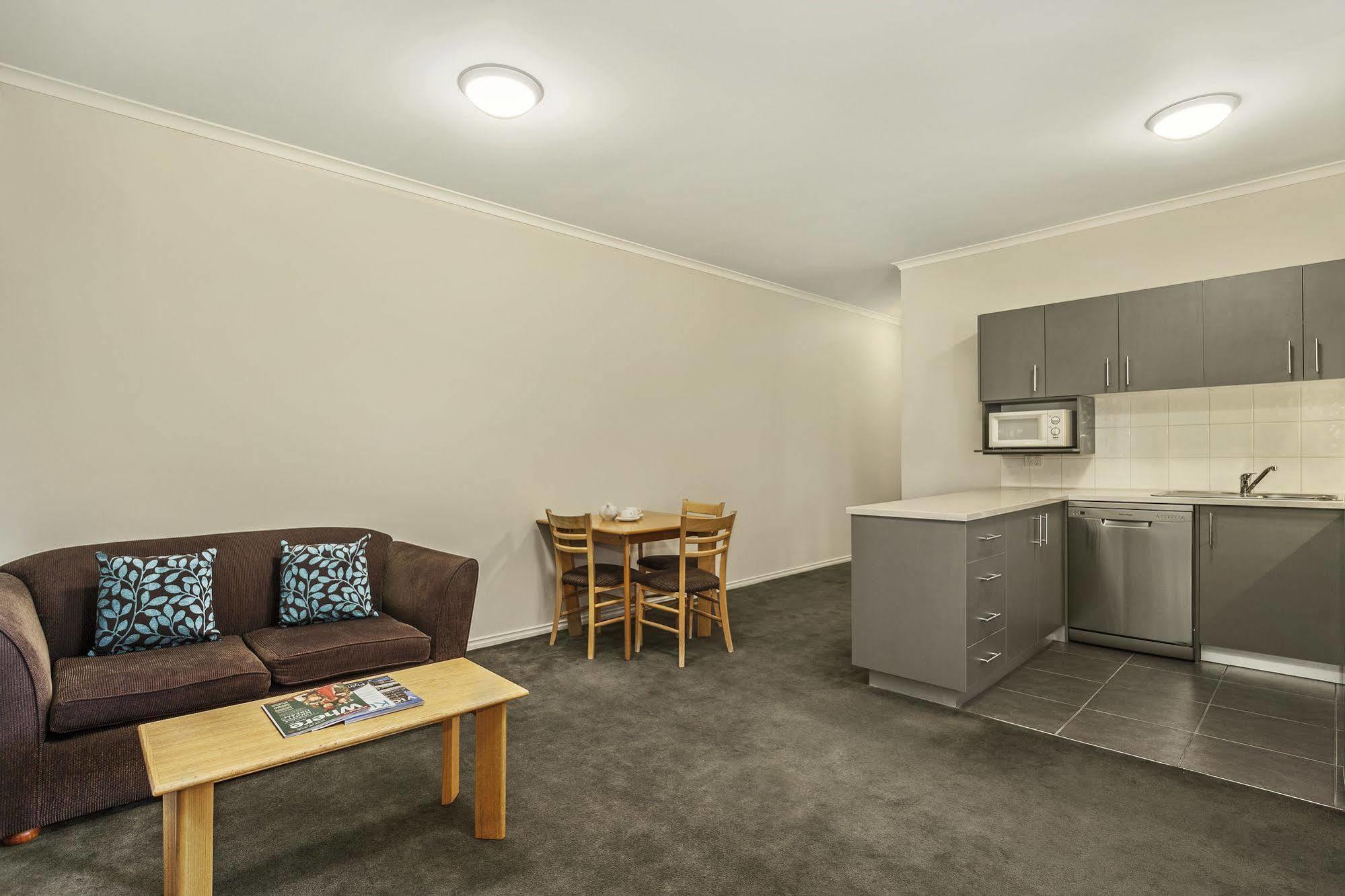Punt Road Apartment Hotel Melbourne Exterior foto