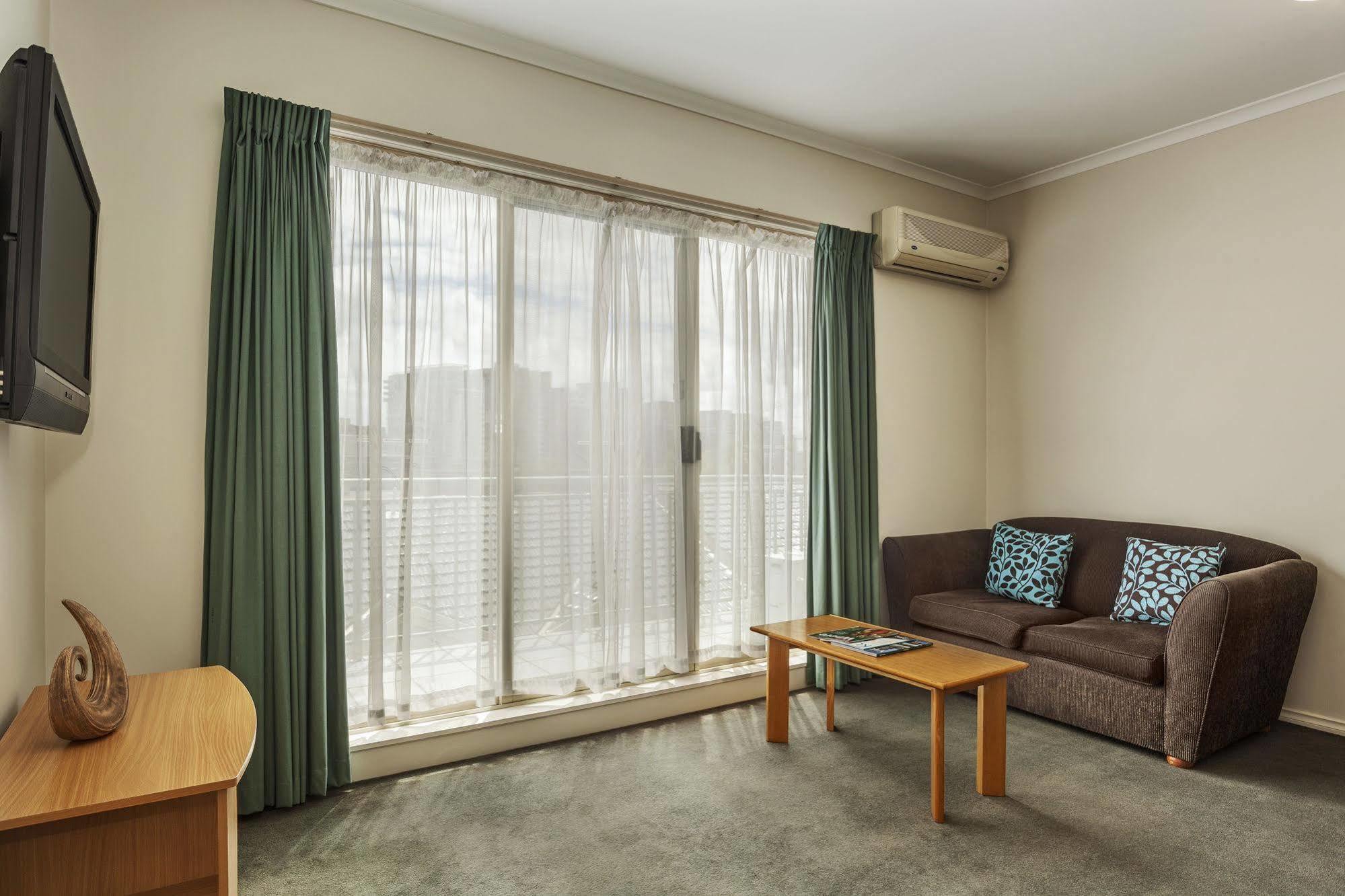 Punt Road Apartment Hotel Melbourne Exterior foto